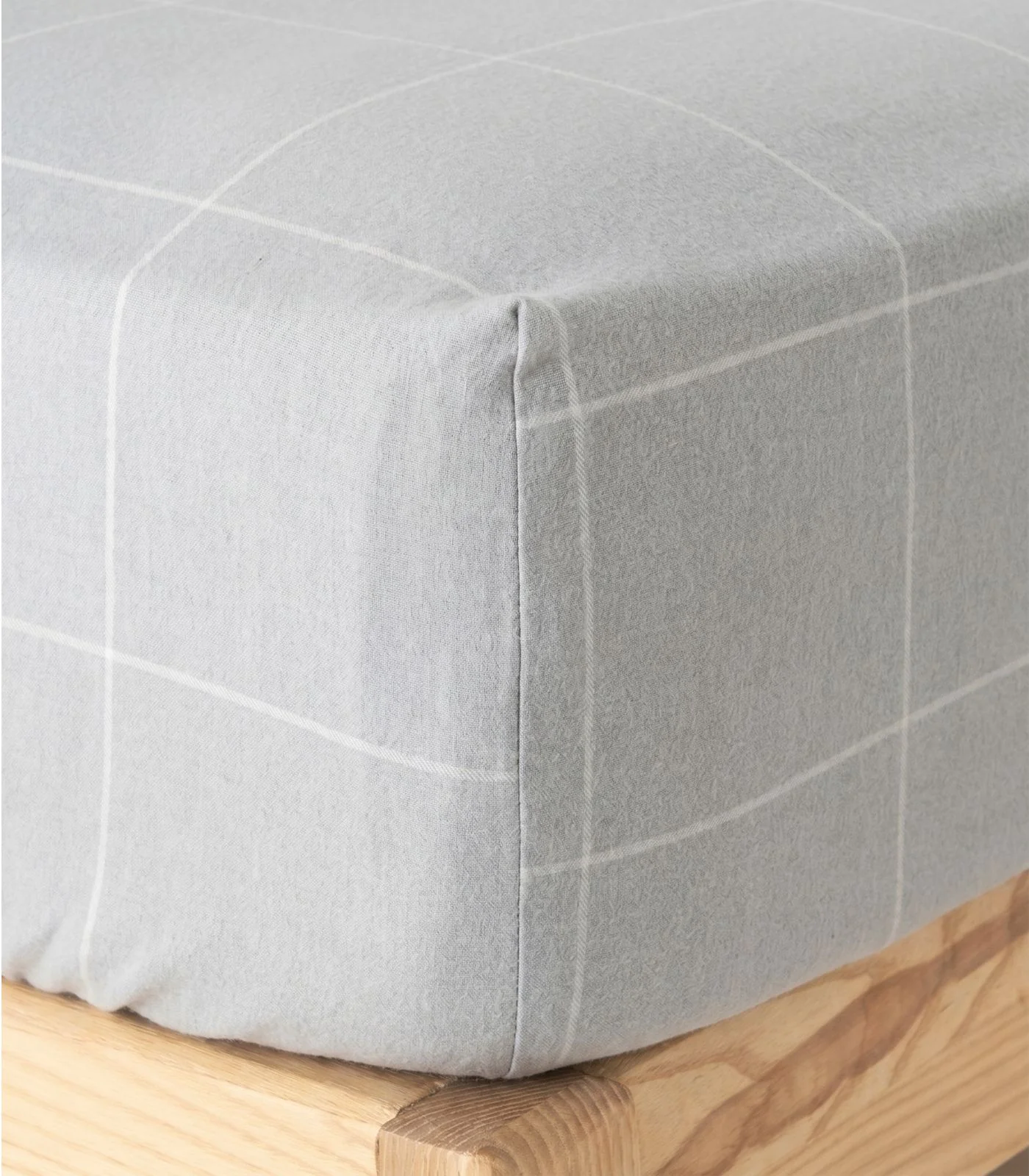 Organic Cotton Fitted - Flannelette Sheet - Windowpane - Image 7