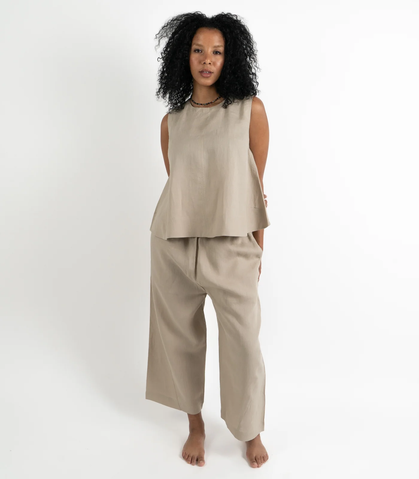 Organic Linen Sleeveless Lounge Shirt - Image 14