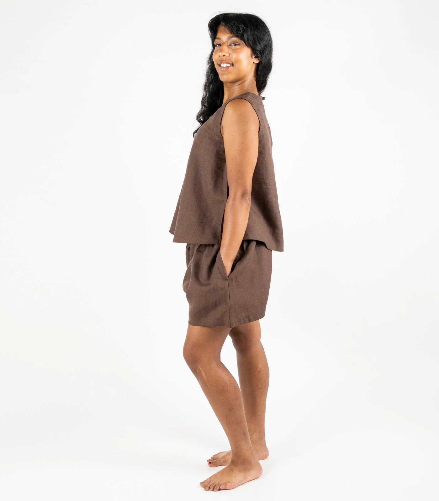 Organic Linen Sleeveless Lounge Shirt - Image 45