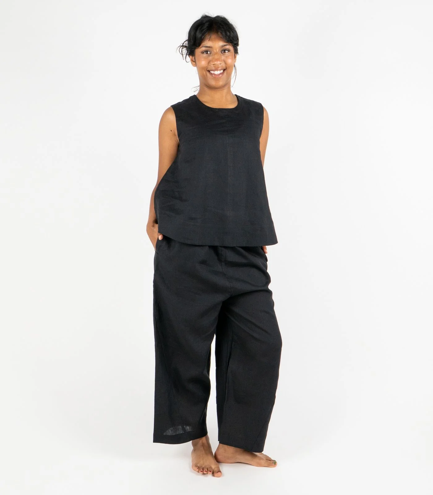 Organic Linen Sleeveless Lounge Shirt - Image 5