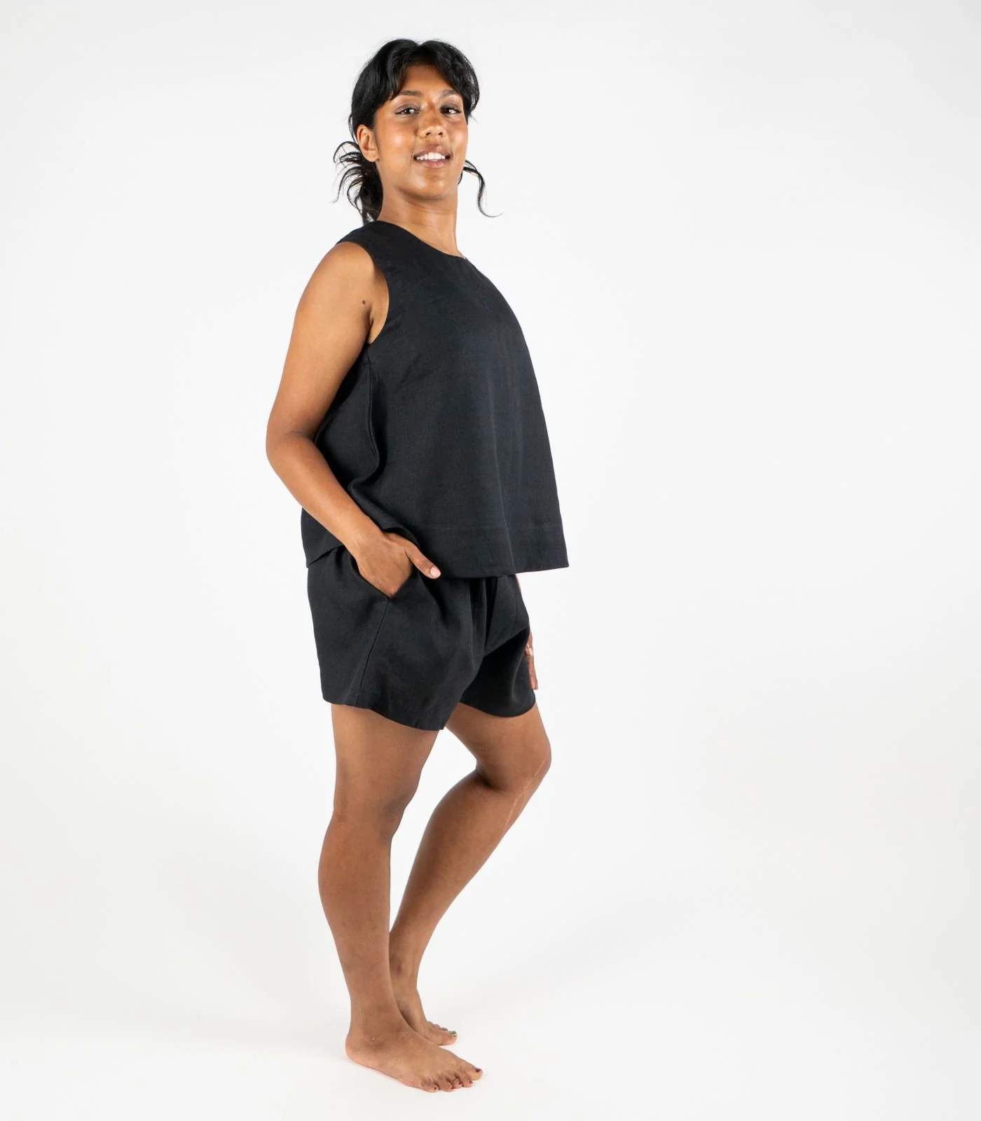 Organic Linen Sleeveless Lounge Shirt - Image 6